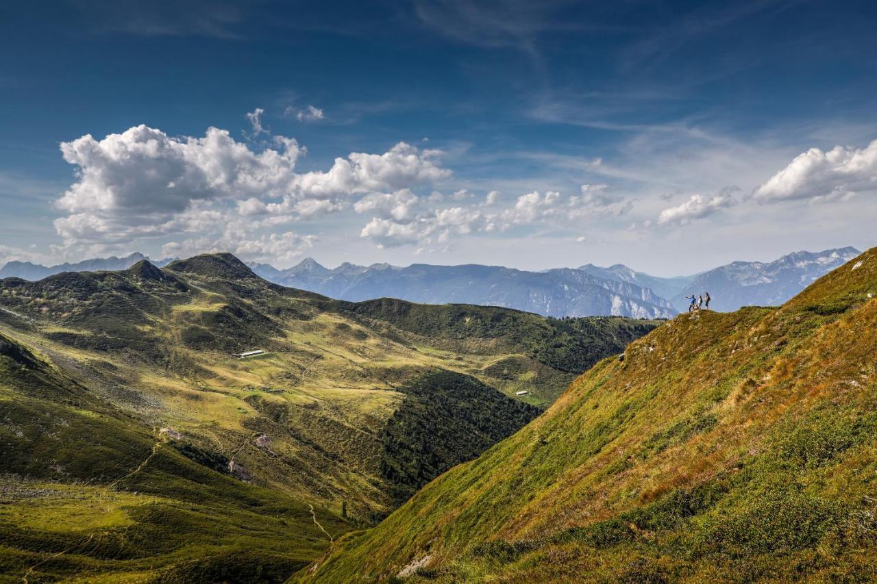 Zillertal Suites Fuegen By Alps Resorts Bagian luar foto